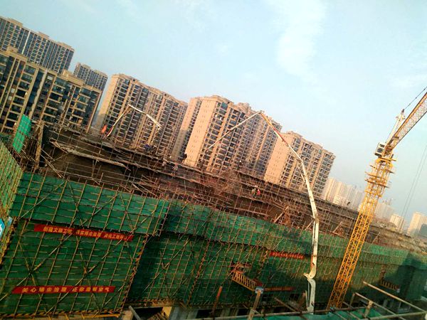 封顶照片.jpg