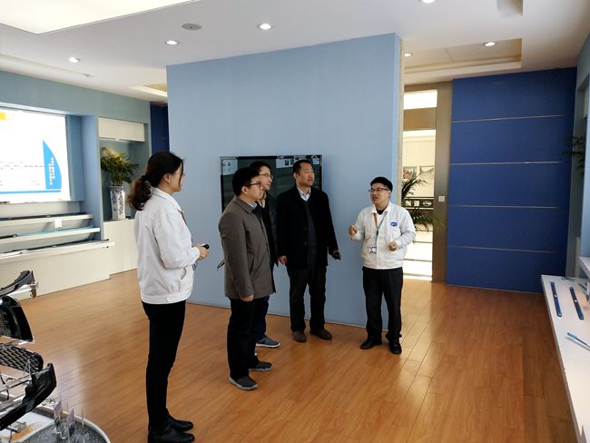 0305 招商部赴淮安参观考察某汽车配件企业.jpg