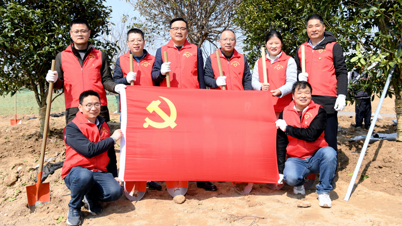 党员义务植树
